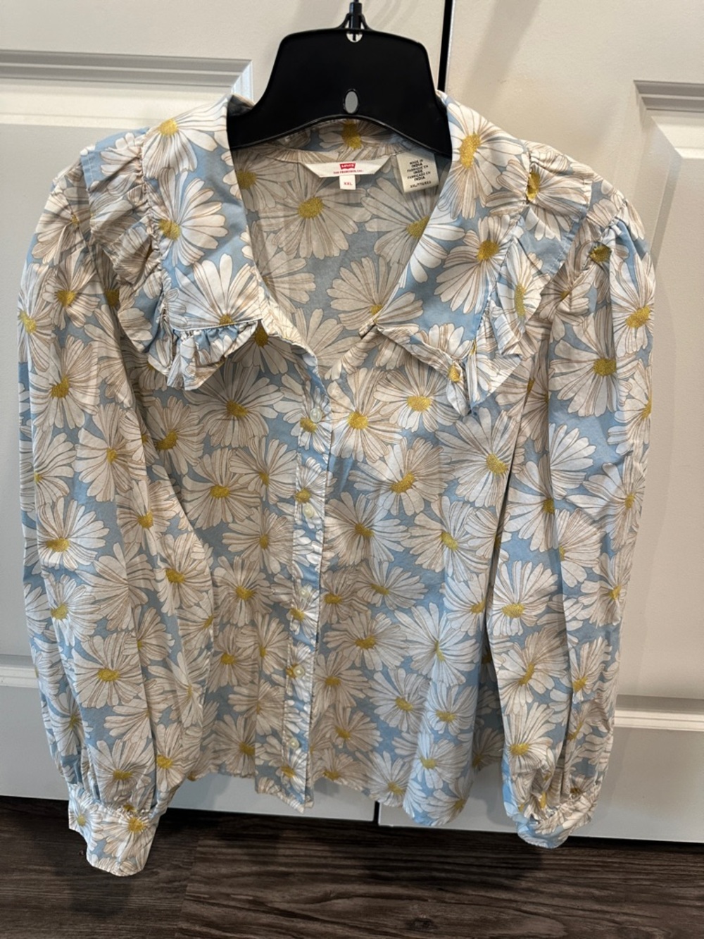 Levi's Light Blue Daisy Print Button-Down Shirt